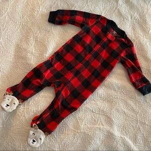 Carter’s Christmas Pajamas size 9 months
